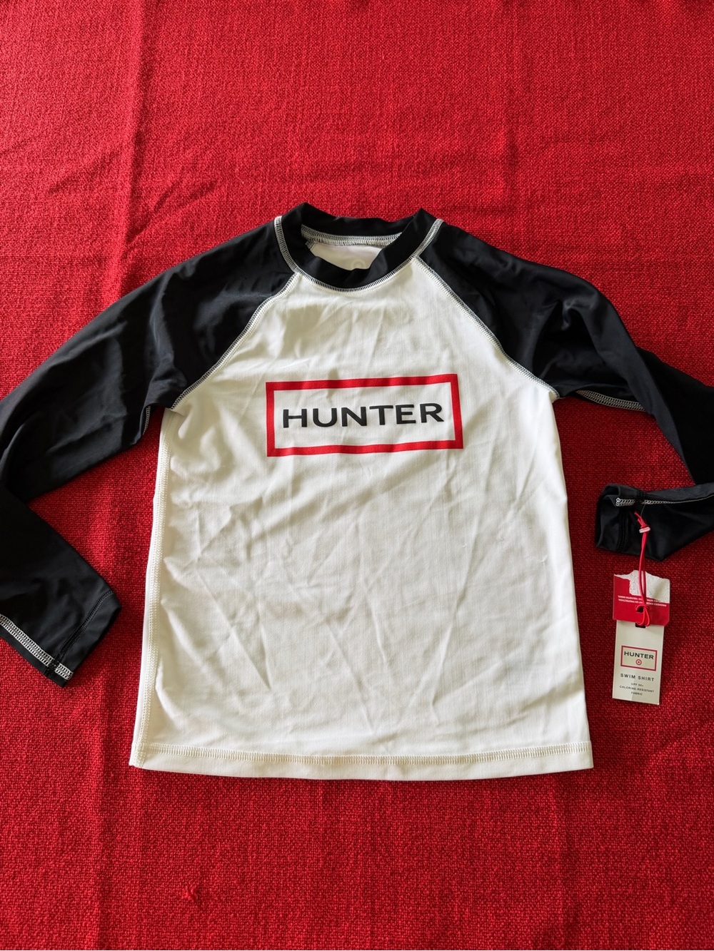 Hunter Kids White, Black & Red Long-Sleeve Rash Guard size S